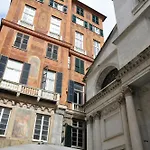 Casa Riccola Vicino All\'Acquario In Centro Storico Con Ascensore